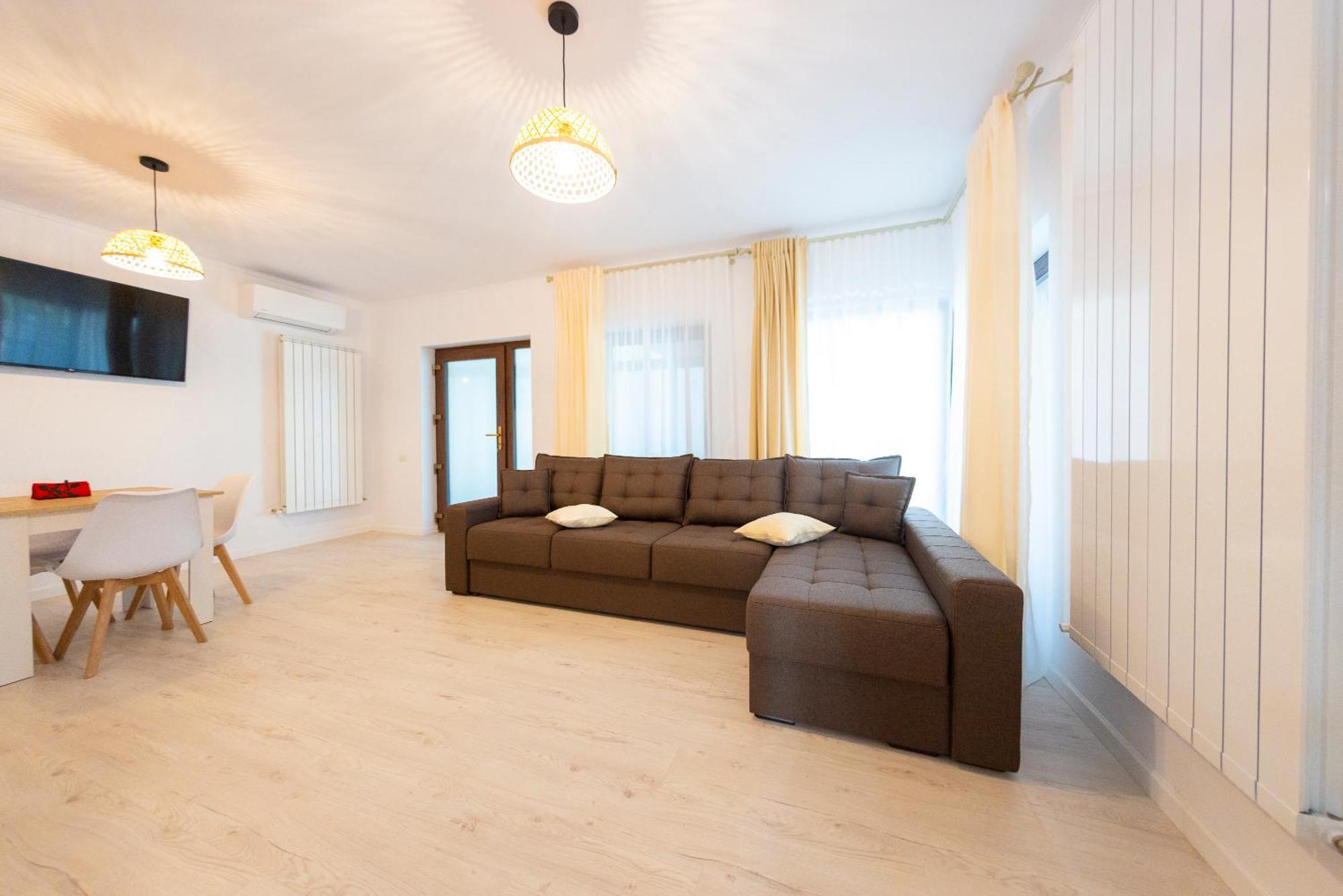 Casa Cu Nuc Hotel Alba Iulia Eksteriør billede
