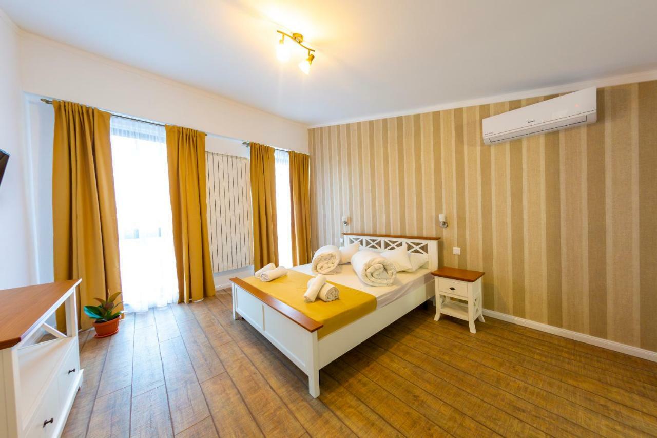 Casa Cu Nuc Hotel Alba Iulia Eksteriør billede